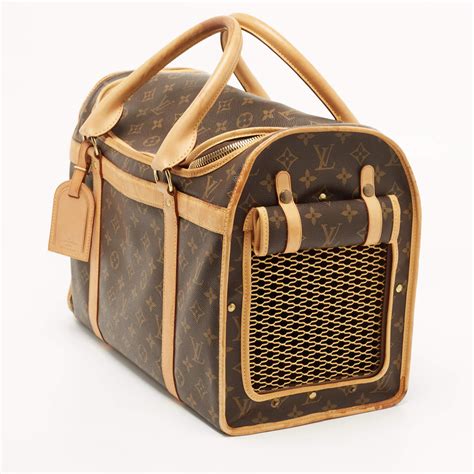 louis vuitton trasportino cane|Animali: ecco la Louis Vuitton Pet Carrier .